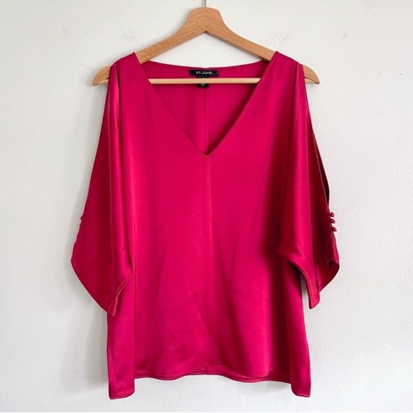 St. John Satin Plunge V Neck Top With Slit Cropped Sleeve Cherry Red Size Small - Picture 11 of 11